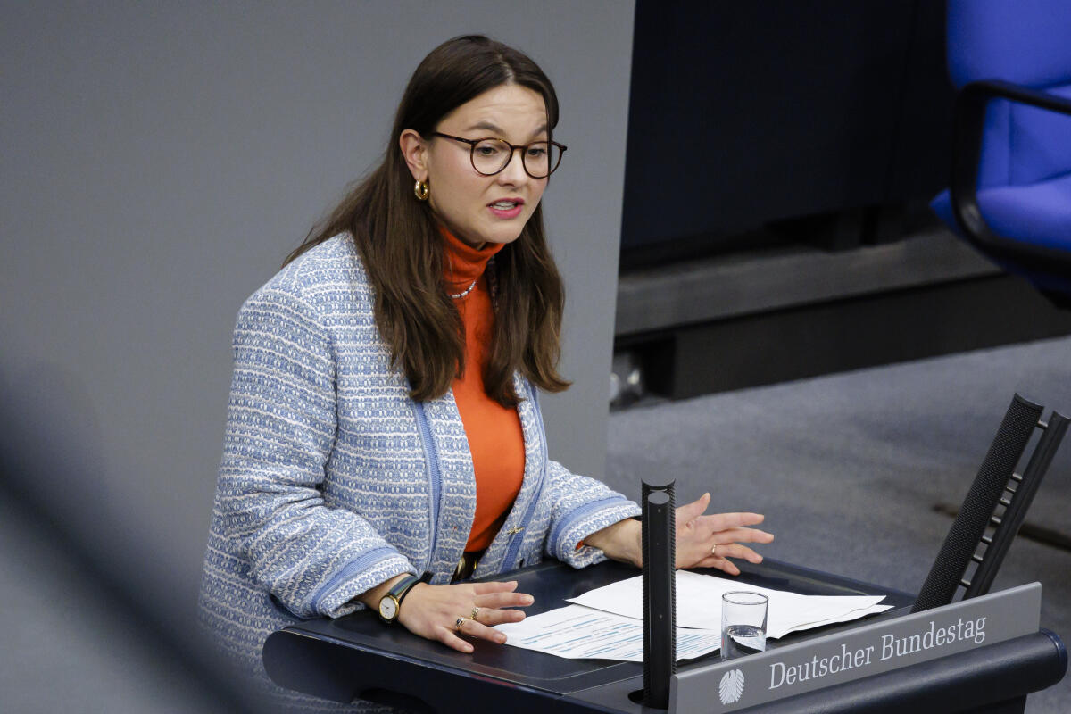 Anna Aeikens, MdB, CDU/CSU, hält eine Rede zum TOP 19 "Tierschutzgesetz" im Plenum. Berlin, 23.05.2025. Aeikens, Anna Anna Aeikens, MdB, CDU/CSU, hält eine Rede zum TOP 19 "Tierschutzgesetz" im Plenum. Berlin, 23.05.2025.