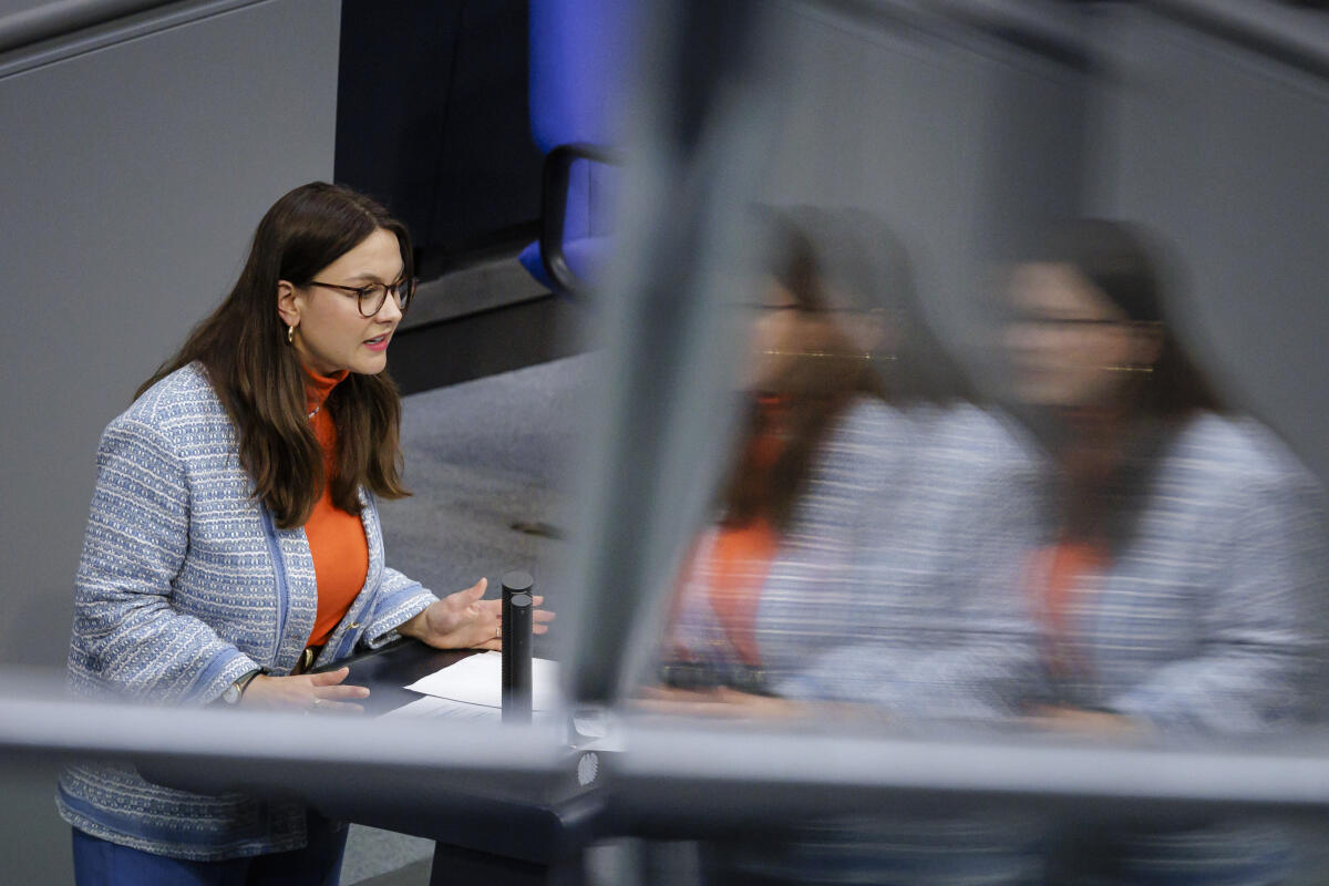 Anna Aeikens, MdB, CDU/CSU, hält eine Rede zum TOP 19 "Tierschutzgesetz" im Plenum. Berlin, 23.05.2025. Aeikens, Anna Anna Aeikens, MdB, CDU/CSU, hält eine Rede zum TOP 19 "Tierschutzgesetz" im Plenum. Berlin, 23.05.2025.
