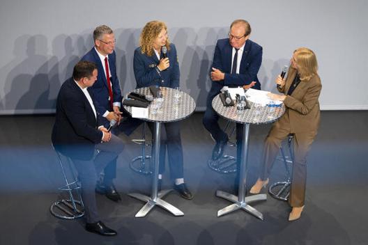 Lindholz, Andrea; Gerster, Martin Paul-Löbe-Haus, Innenansicht