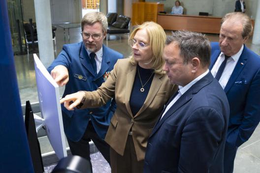 Lindholz, Andrea; Gerster, Martin Paul-Löbe-Haus, Innenansicht