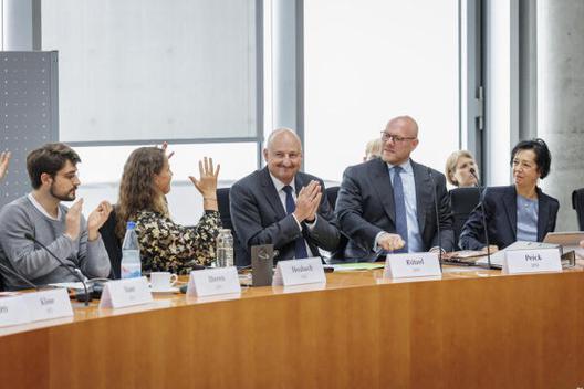 Rützel, Bernd; Heubach, Heike; Peick, Jens; Glöckner, Angelika; Dieren, Jan Paul-Löbe-Haus, Sitzungssaal