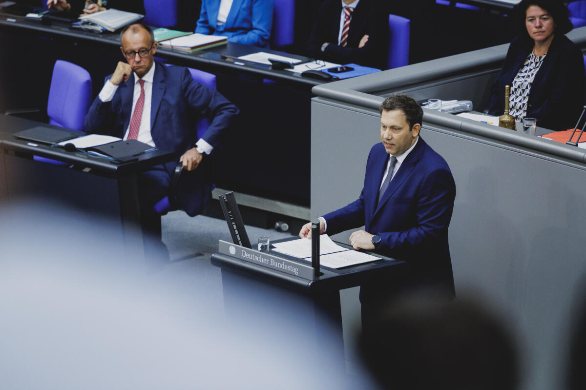Lars Klingbeil, Bundesminister der Finanzen, aufgenommen im Rahmen der Haushaltsdebatte im Deutschen Bundestag in Berlin, 08.07.2025. Klingbeil, Lars Lars Klingbeil, Bundesminister der Finanzen, aufgenommen im Rahmen der Haushaltsdebatte im Deutschen Bundestag in Berlin, 08.07.2025.