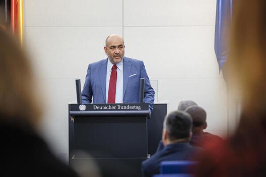 Nouripour, Omid Deutscher Dom, Innenansicht