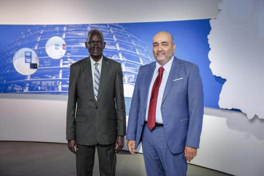 Nouripour, Omid Deutscher Dom, Innenansicht