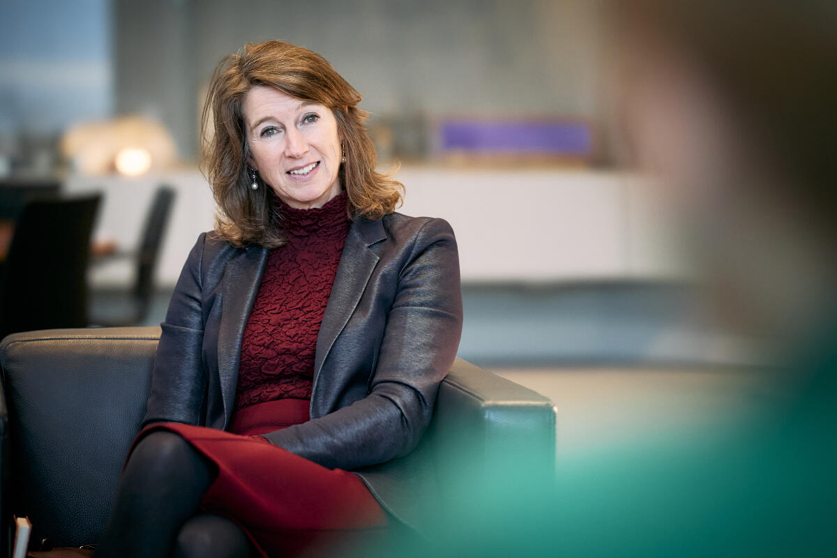  Bundestagspräsidentin Julia Klöckner, CDU/CSU, MdB, empfängt die Botschafterin des Königreichs der Niederlande, Hester Marie-Jeanne Somsen (im Bild), zum Gespräch.