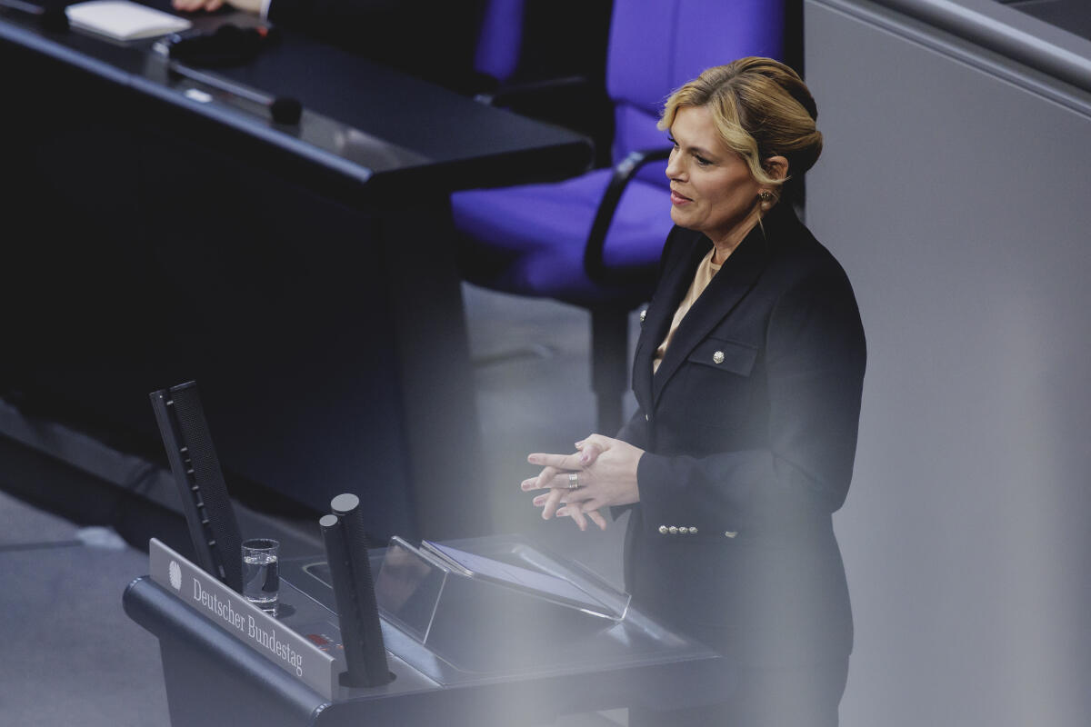 Klöckner, Julia Gedenkstunde anlässlich des Tags des Gedenkens an die Opfer des Nationalsozialismus. Hier  Bundestagspräsidentin Julia Klöckner (im Bild), CDU/CSU, MdB, während ihrer Rede.