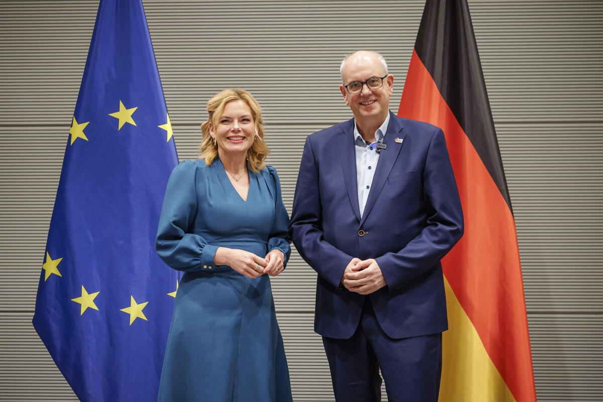 Klöckner, Julia Bundestagspräsidentin Julia Klöckner (l), CDU/CSU, MdB, empfängt den Bundesratspräsidenten, Dr. Andreas Bovenschulte (r), Präsident des Senats der Freien Hansestadt Bremen, zum Antrittsbesuch.