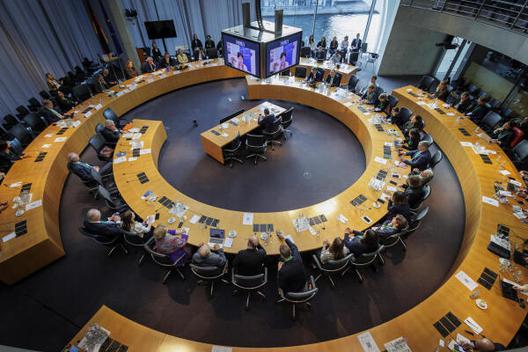  Marie-Elisabeth-Lüders-Haus, Anhörungssaal