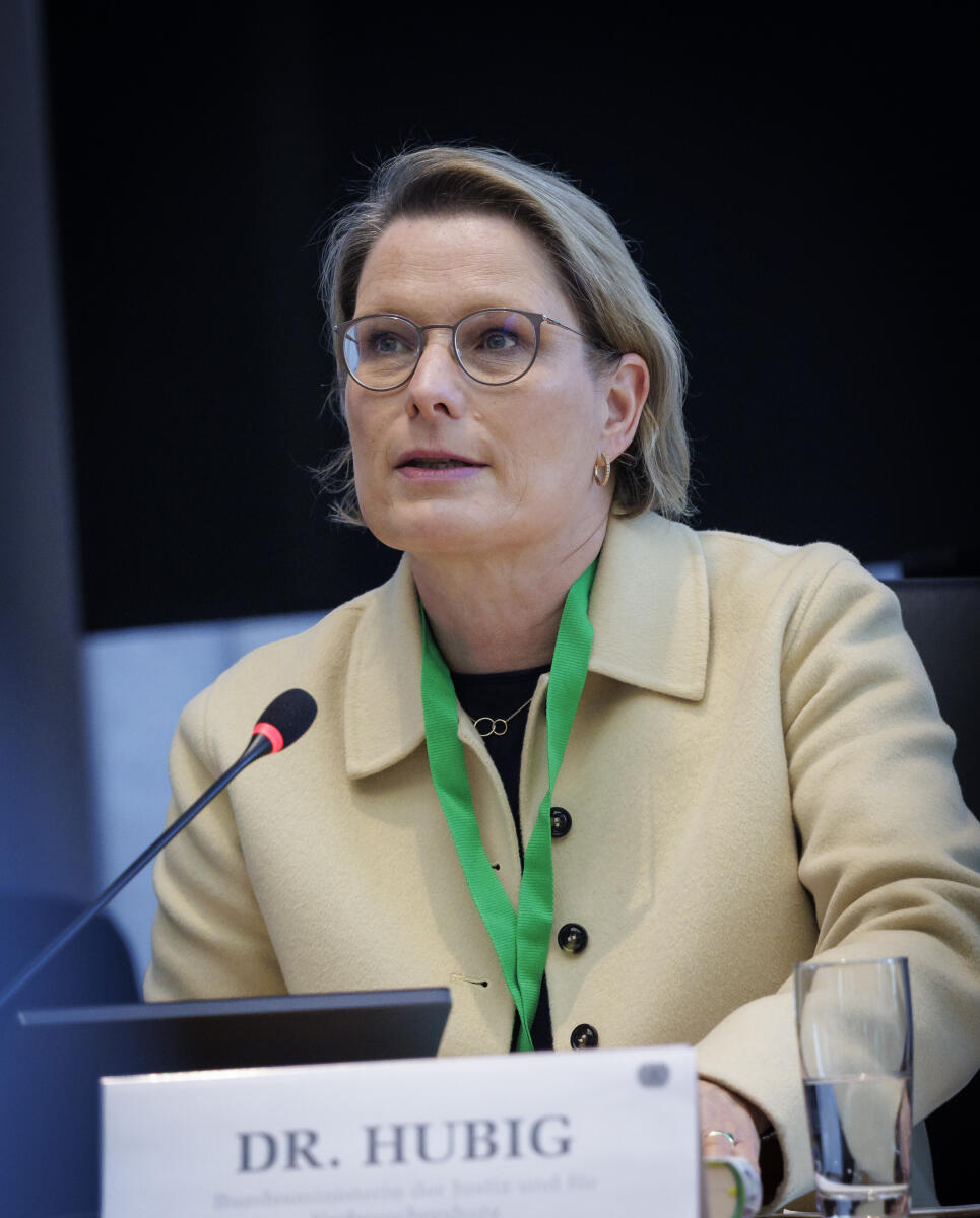Hubig, Stefanie 75 Jahre Europäische Menschenrechtskonvention (EMRK): ein europäischer Triumph in Gefahr - Hier Bundesministerin der Justiz und für Verbraucherschutz Dr. Stefanie Hubig (im Bild), SPD, im Rahmen der Konferenz.