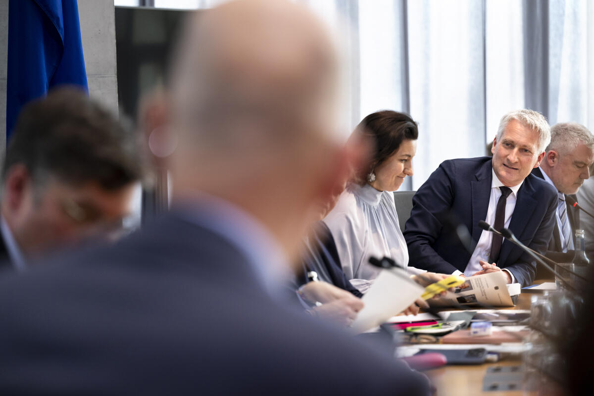 Bär, Dorothee; Durz, Hansjörg Gespräch mit Bundesministerin Dorothee Bär zum Thema Staatsmodernisierung sowie zu den digitalpolitischen Vorhaben des Bundesministeriums für Forschung, Technologie und Raumfahrt im Ausschuss für Digitales und Staatsmodernisierung 