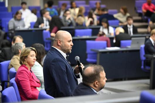 Frohnmaier, Markus Reichstagsgebäude, Plenarsaal