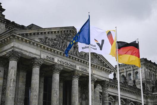  Reichstagsgebäude, Westportal