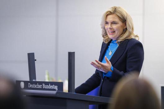 Klöckner, Julia Deutscher Dom, Innenansicht